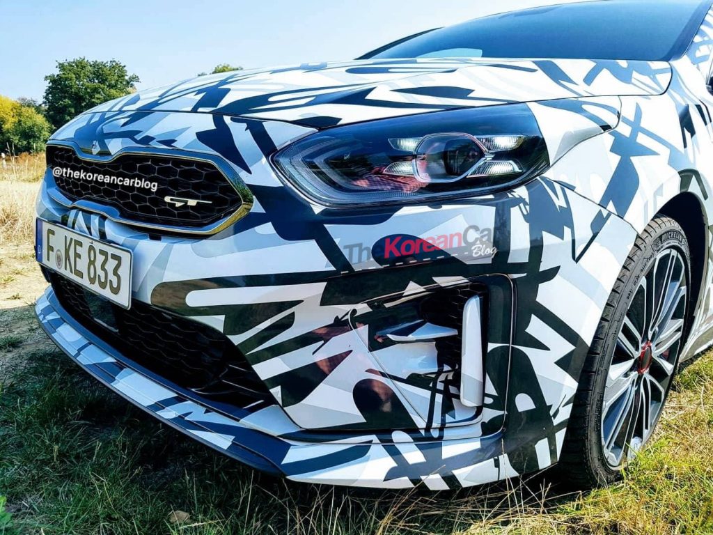 kia proceed shooting brake GT spied up close (5)