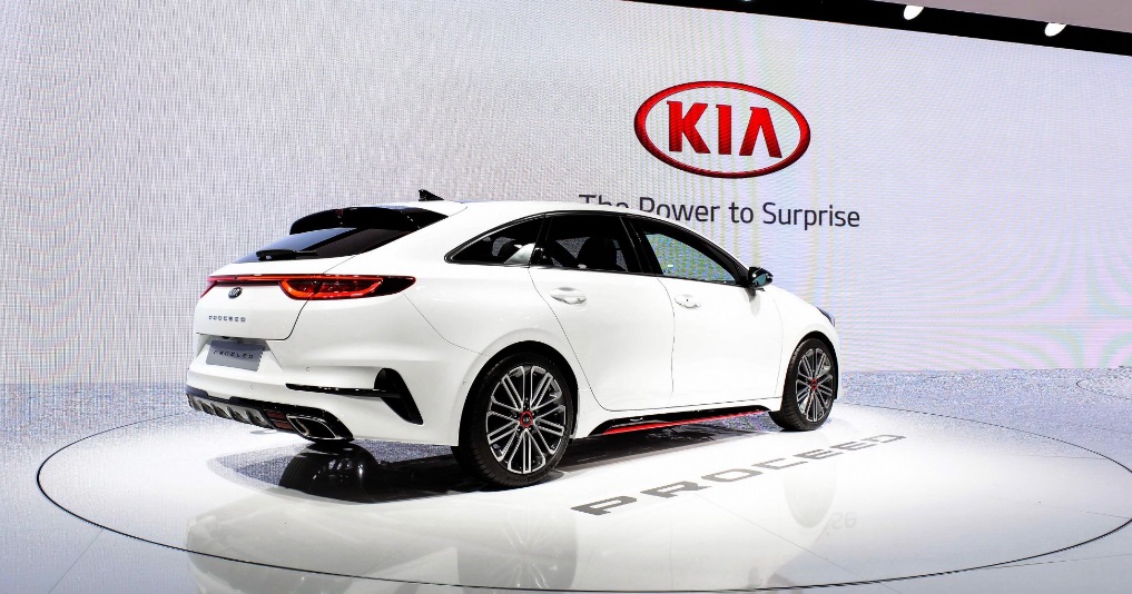 Kia Proceed GT Debuts at Paris Motor Show