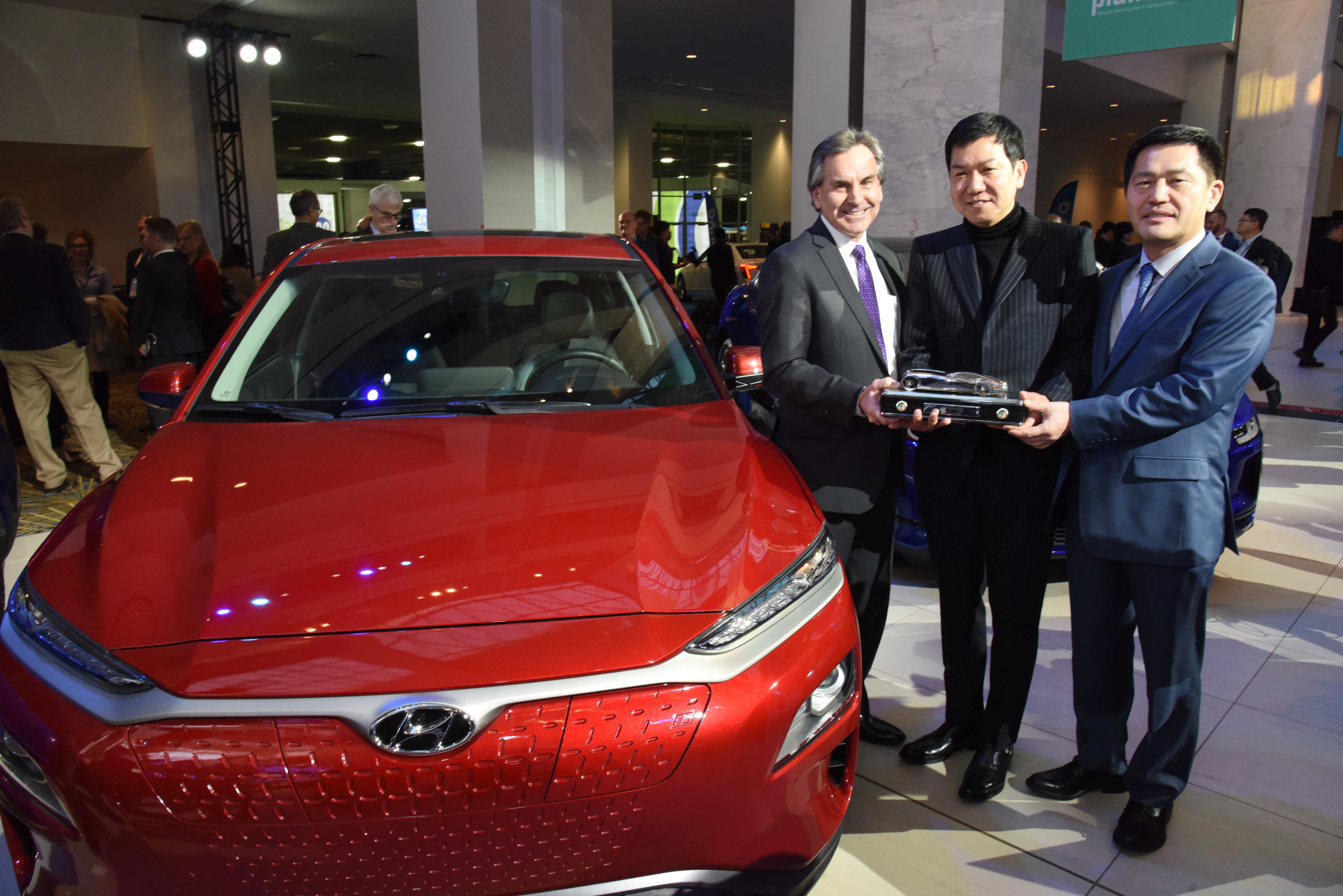 Hyundai Kona and Kona Electric CUV Wins 2019 North American Utility Vehicle of the Year