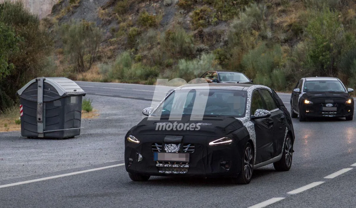 Hyundai i30 Facelift Spied for the First Time