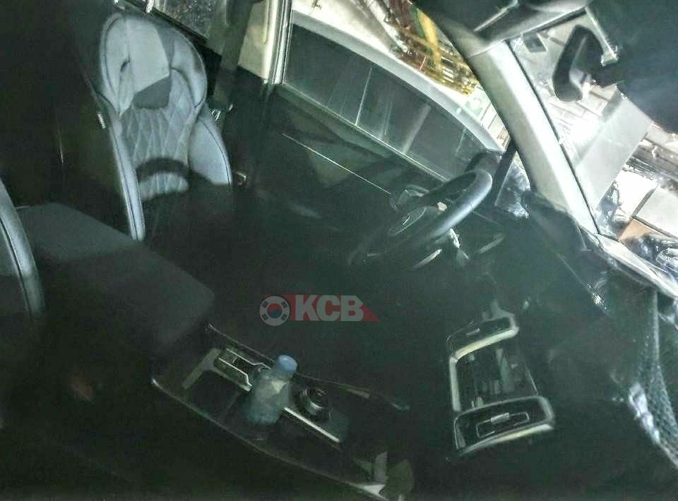 2021-kia-sorento-interior-spied