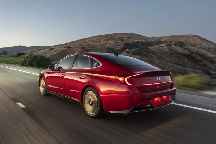 US-spec Hyundai Sonata Hybrid Debuts at Chicago Auto Show