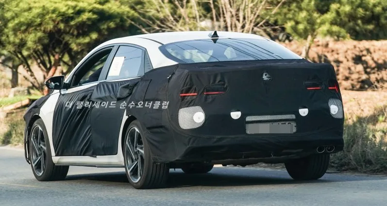 New Pictures of Hyundai Elantra N-Line