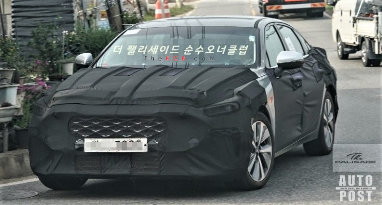 2021 Kia K7 Spied with Futuristic Interior - Korean Car Blog