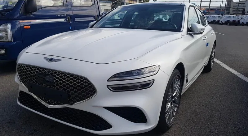 New Genesis G70 Facelift Pictures