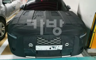 2022 Genesis G90 Spied Up Close