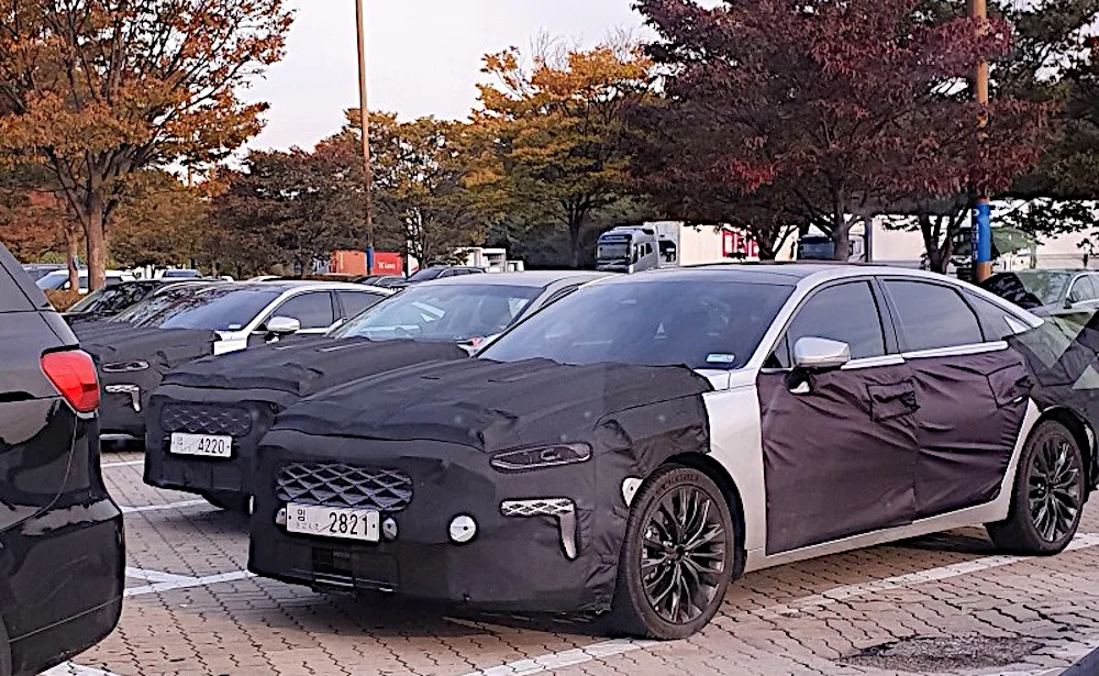 Kia K7 GL3 Spied In & Out