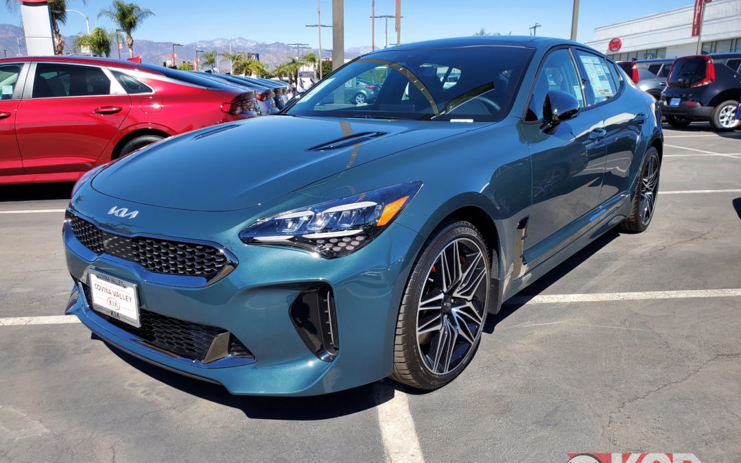 2022 Kia Stinger Shows Up On US Dealer Lots With New Color Option, Wearing New Corporate Logo