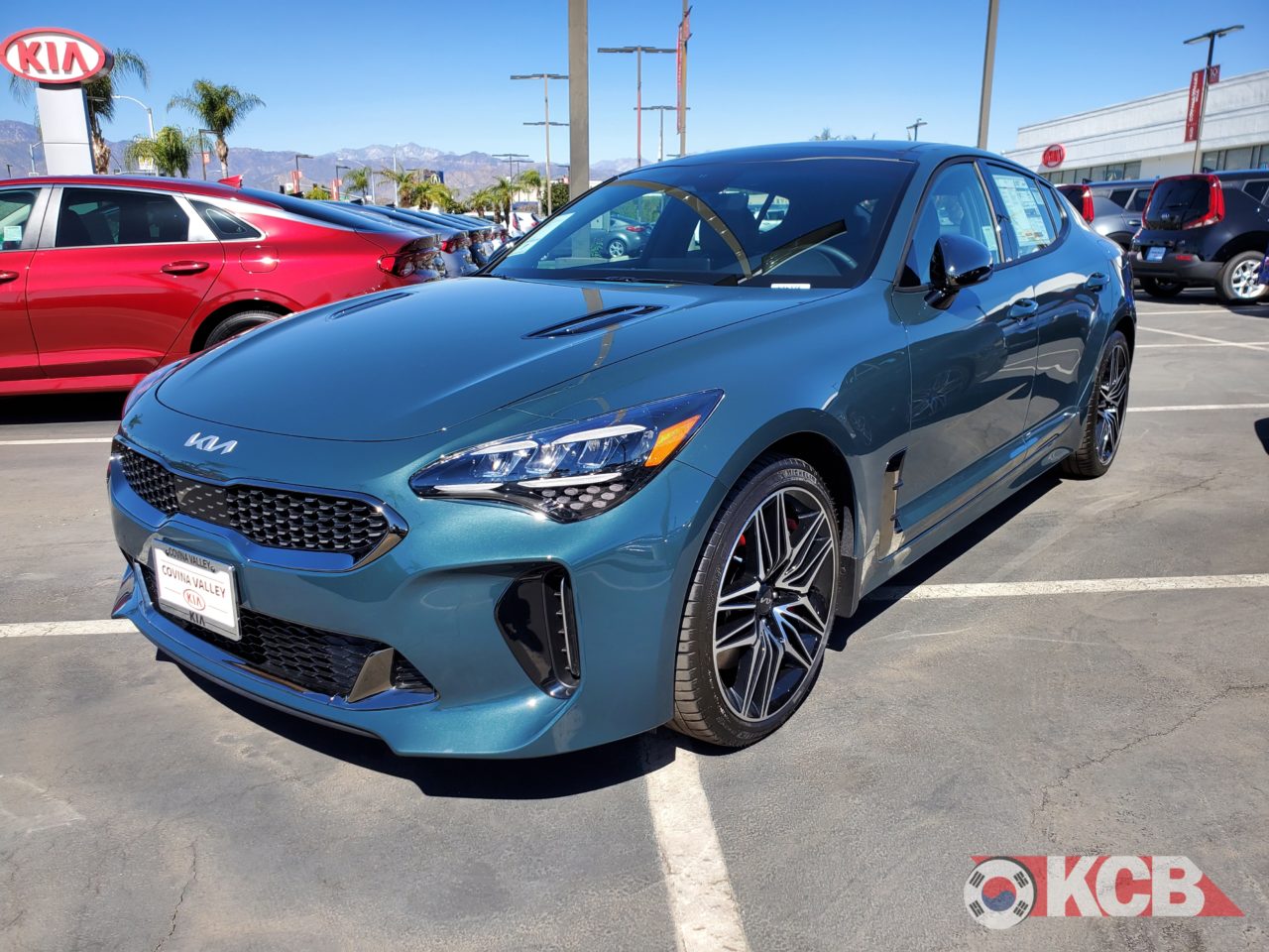 2022 Kia Stinger Shows Up On US Dealer Lots With New Color Option