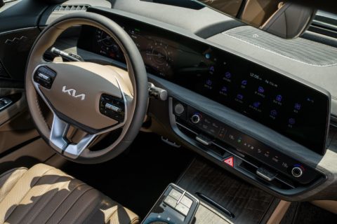 Kia k8 interior