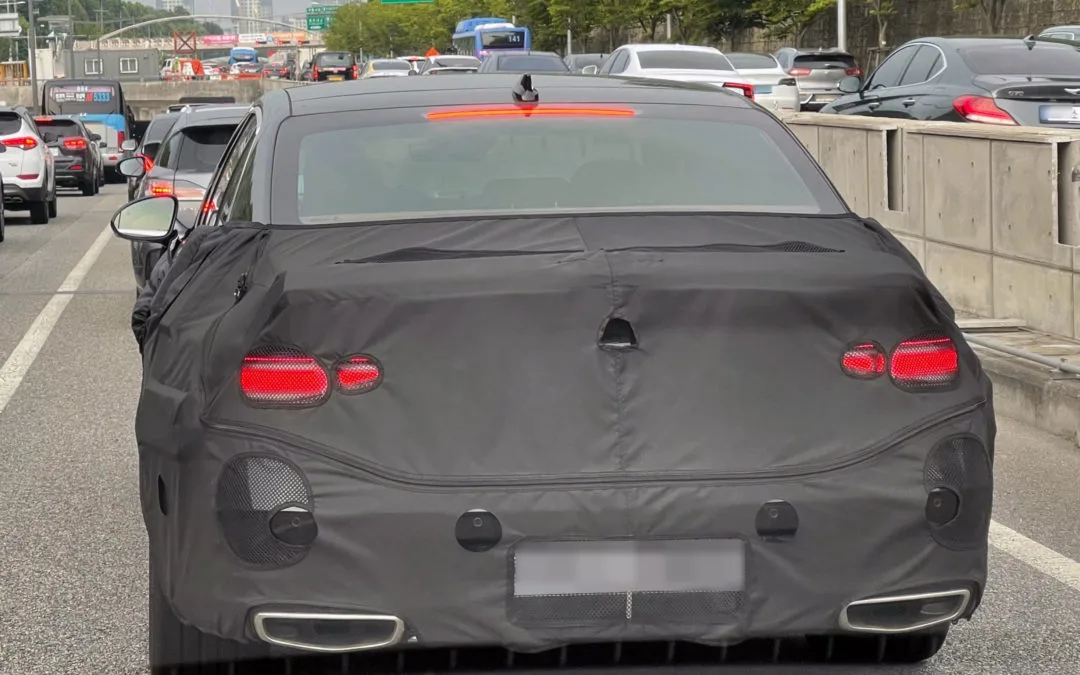 Genesis G90 Brake Light Spied