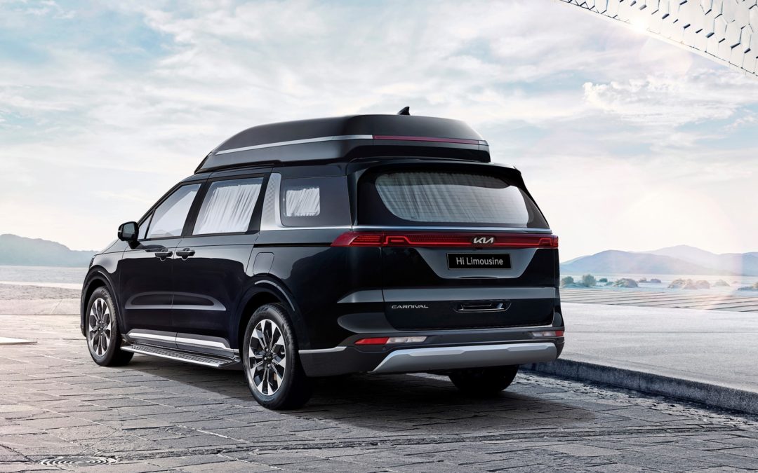 Kia Launched 4-seater Luxury Carnival Limousine