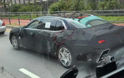 Genesis G90 Limousine Spotted with Rare Wheels