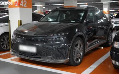 First Walkaround Videos of the GV60