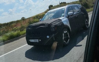 Kia Telluride Facelift Spied on the Road