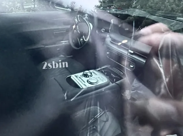 New Genesis G90 Interior Picture Shows GV60-like Gear Selector