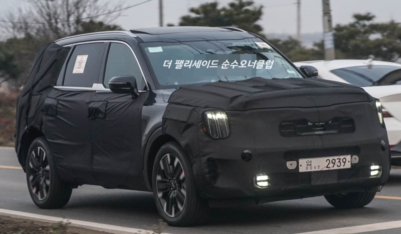 Kia Telluride Facelift P1 Prototype Spied for the 1st Time