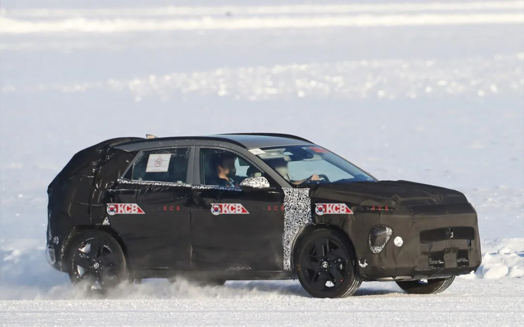 Hyundai Kona Spied, Reveals 1.6 HEV DCT Powertrain