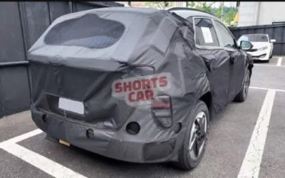 Next-gen Hyundai KONA Electric Spied