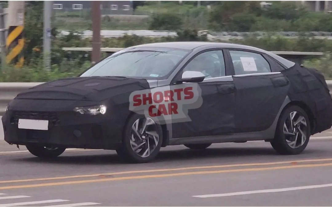 2023 Hyundai Elantra Facelift Spied