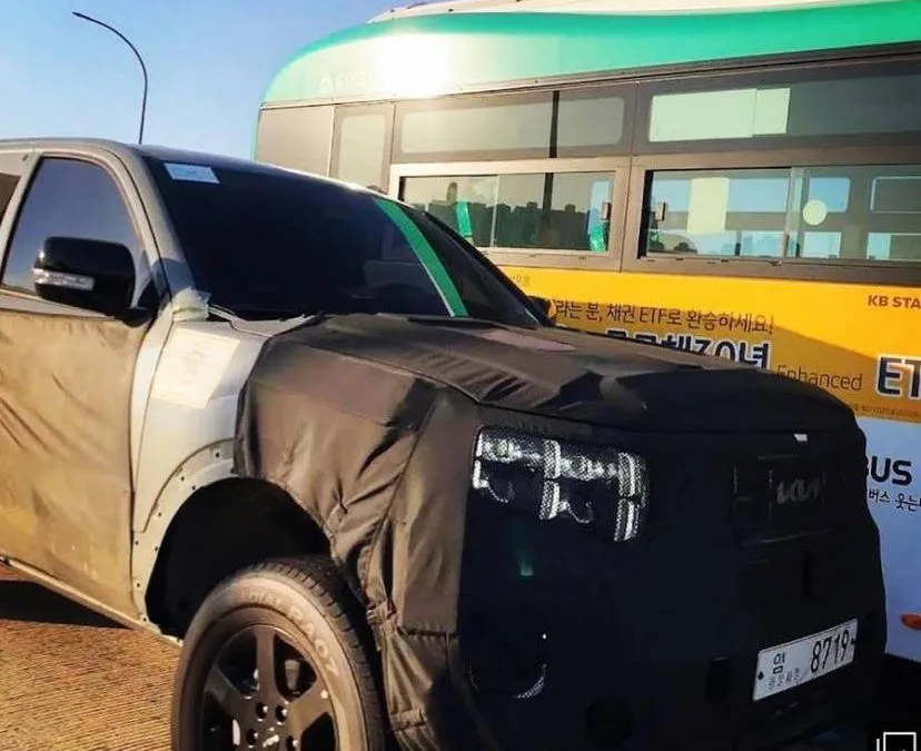 First Kia Pickup Test Mule Spied