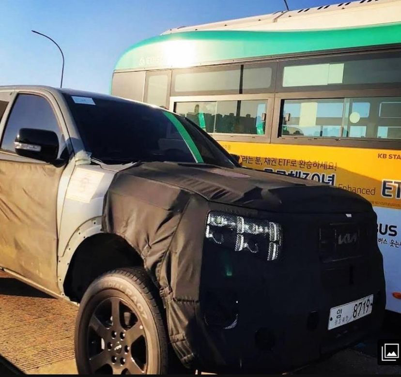 First Kia Pickup Check Mule Spied