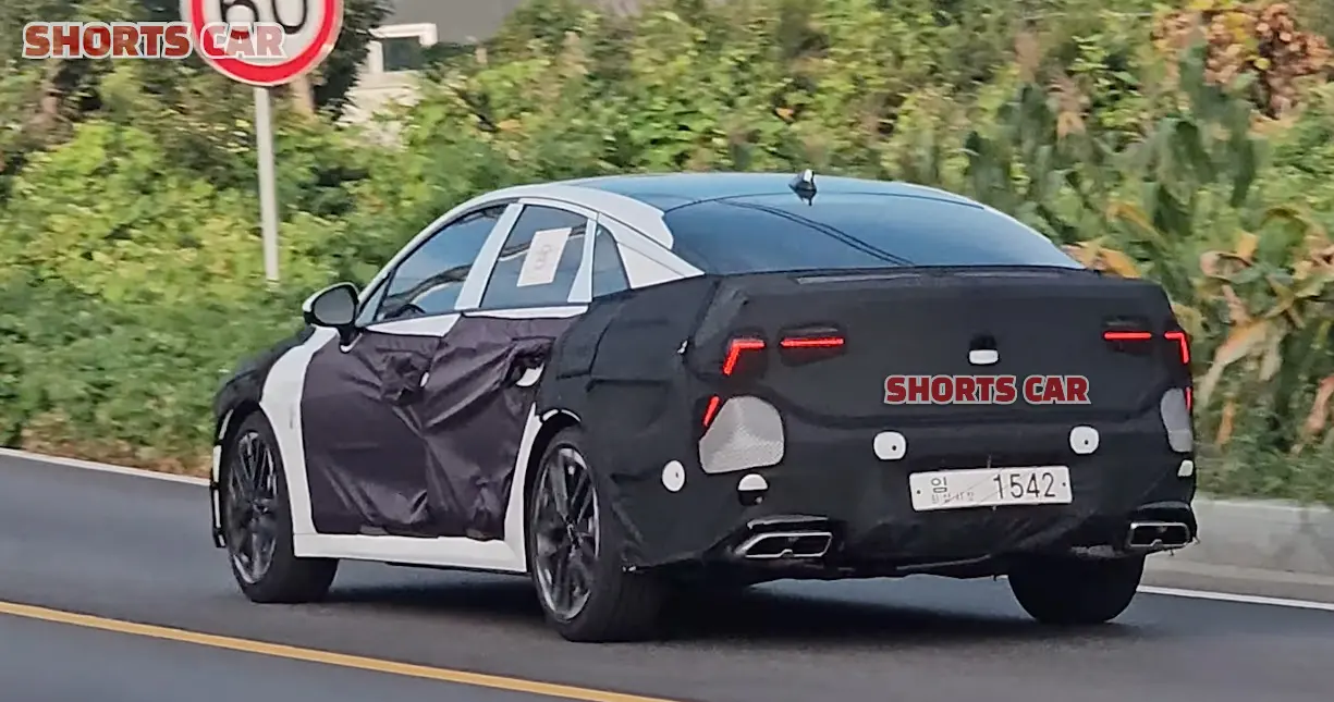 KIA K5 GT FACELIFT 3