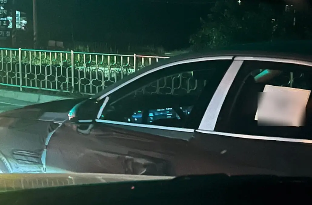 Genesis G80 Facelift Indoor Shot Shows New OLED Display