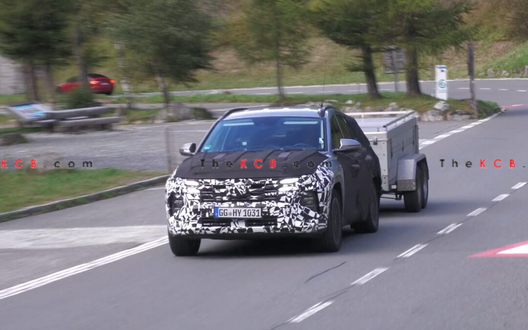 Hyundai Tucson Facelift Spied in Video