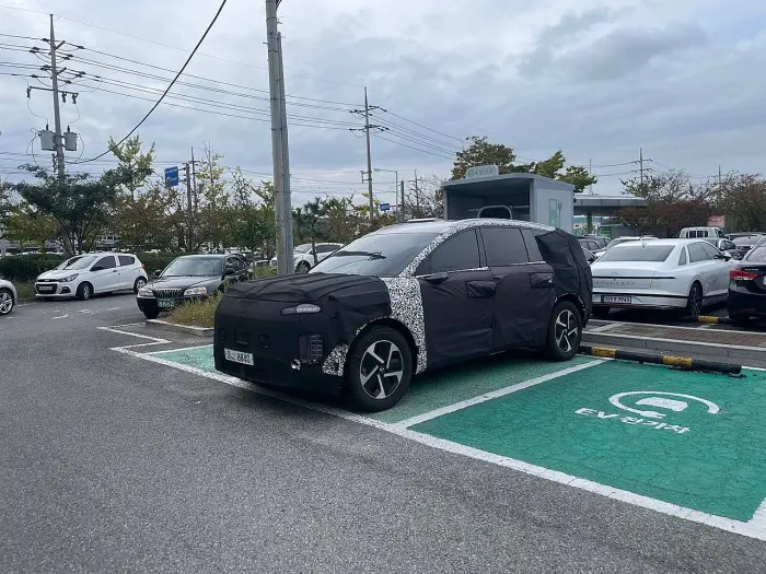 Hyundai IONIQ 7 Spied with Camera Mirrors