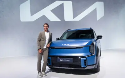Rafa Nadal Receives its All-New KIA EV9