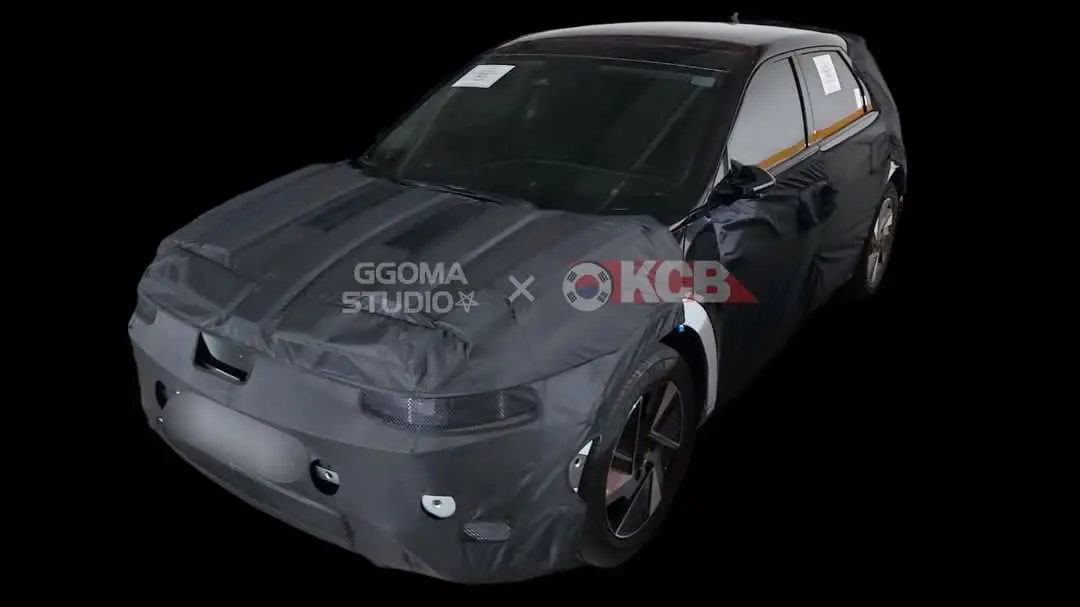 IONIQ 5 Facelift Spied with New Camera Mirrors