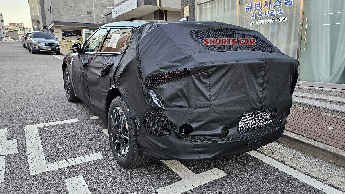 KIA EV6 Facelift Spied Up Close - Korean Car Blog