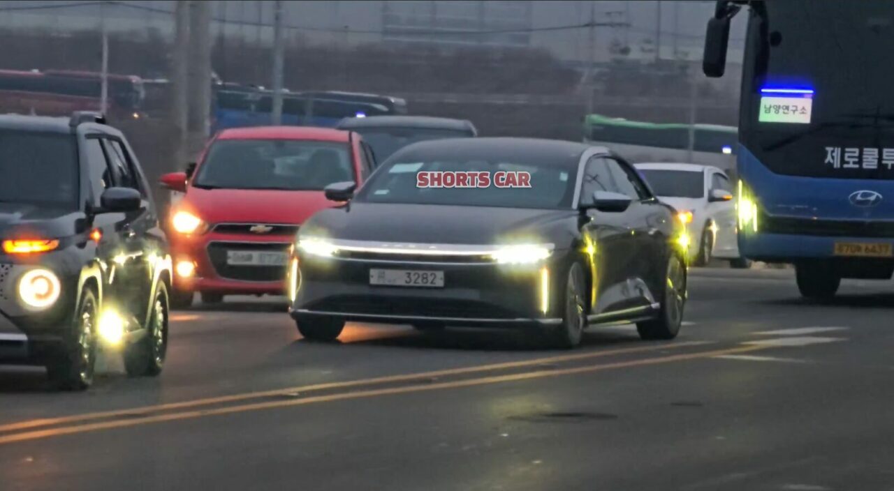 Hyundai Spied Benchmarking Lucid Air And Zeekr X Korean Car Blog