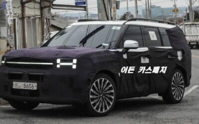 2nd Gen Santa Fe PHEV System Prototype Spied for the First Time