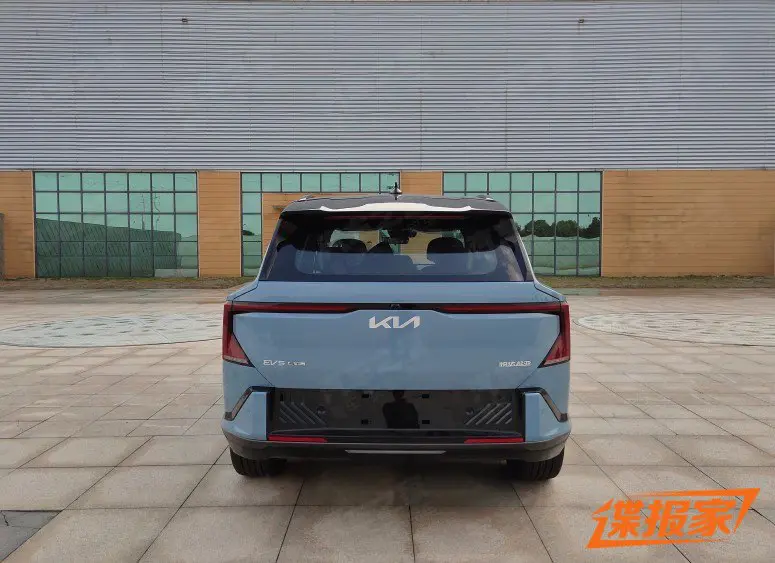 KIA EV5 GT Spotted in China for the First Time