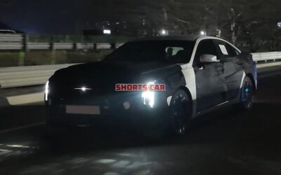 KIA K8 Facelift Spied Showing its Headlight Signature