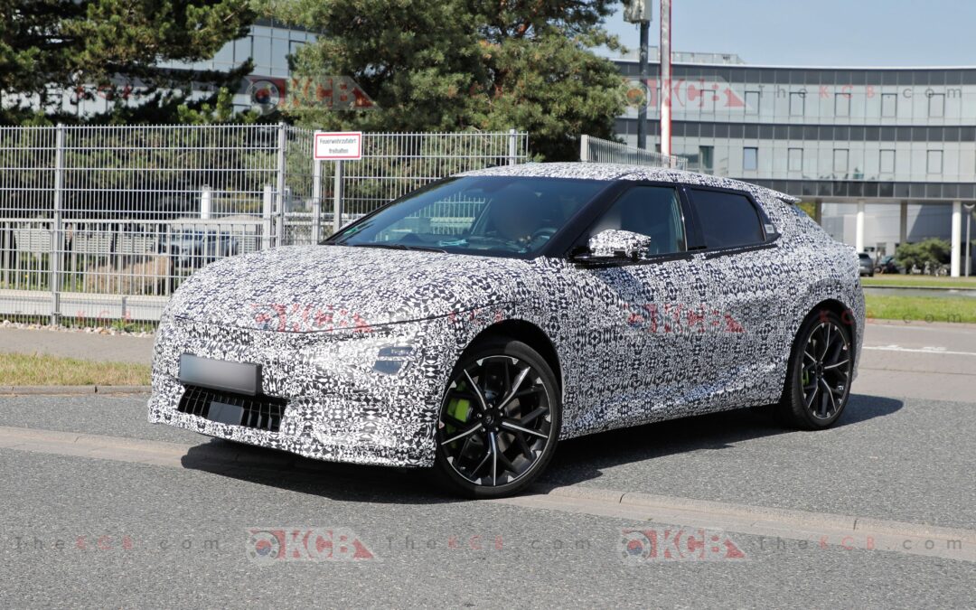 KIA EV6 GT Facelift Spied Testing in Europe