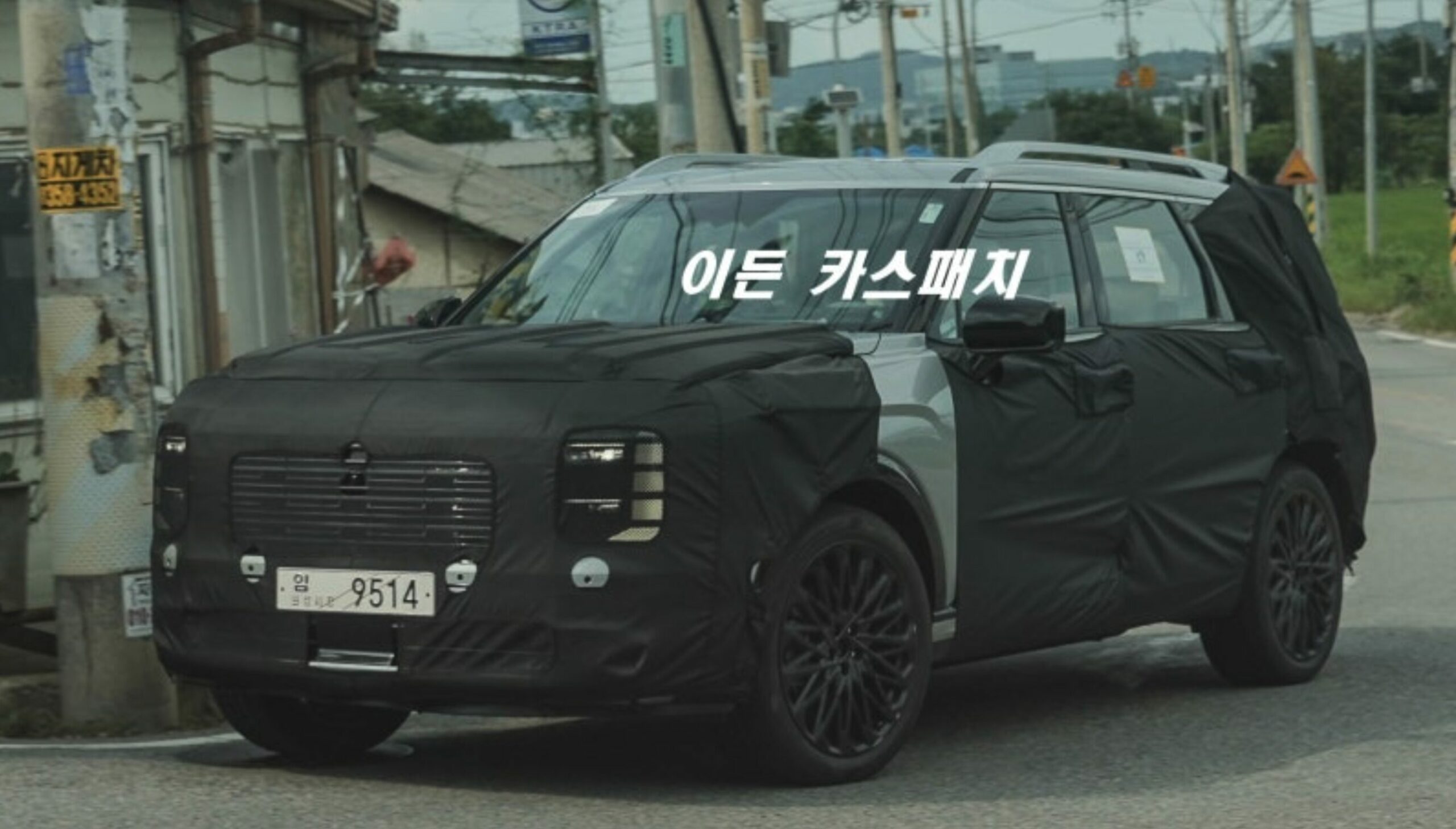 hyundai palisade pre production model spied 7