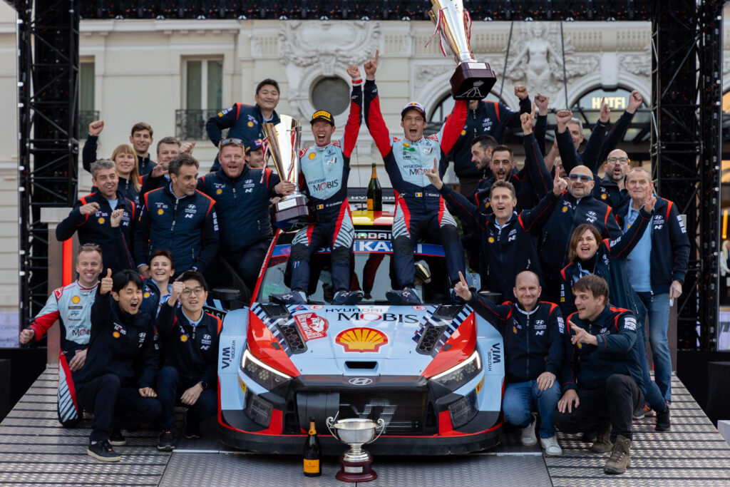 (Image 3) Thierry Neuville and Martijn Wydaeghe seal FIA WRC titles in thrilling finale