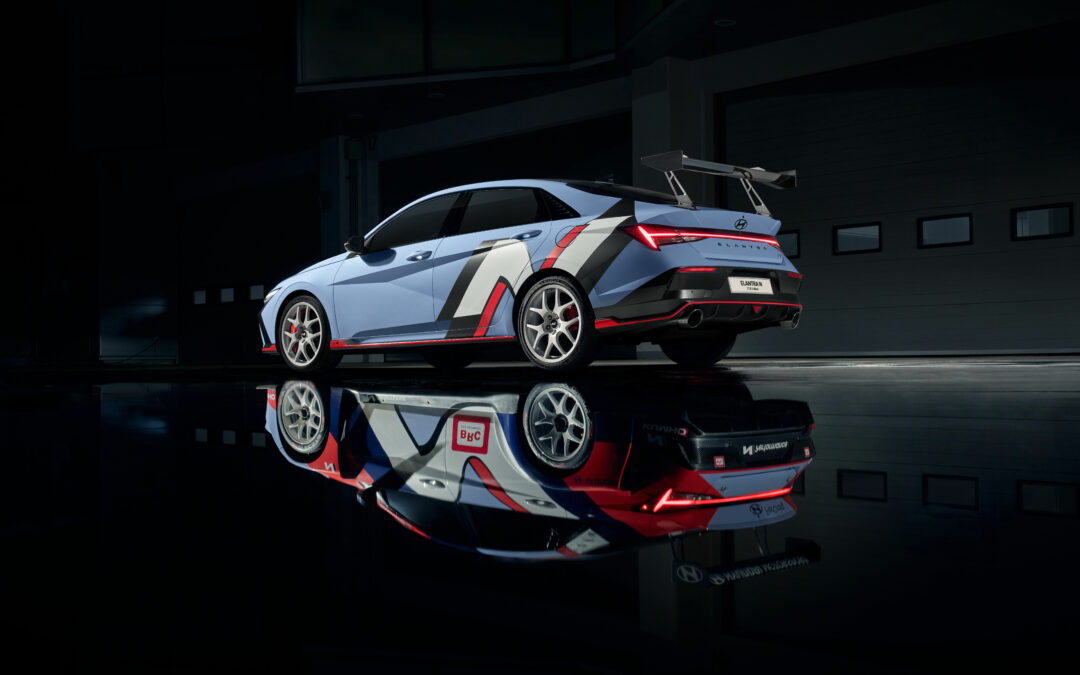 Hyundai Unveils the ELANTRA N TCR Edition: A High-Performance Sedan Inspired by Motorsport