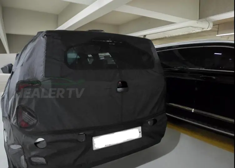 Next-Gen KIA Seltos Spied with Telluride Vibes