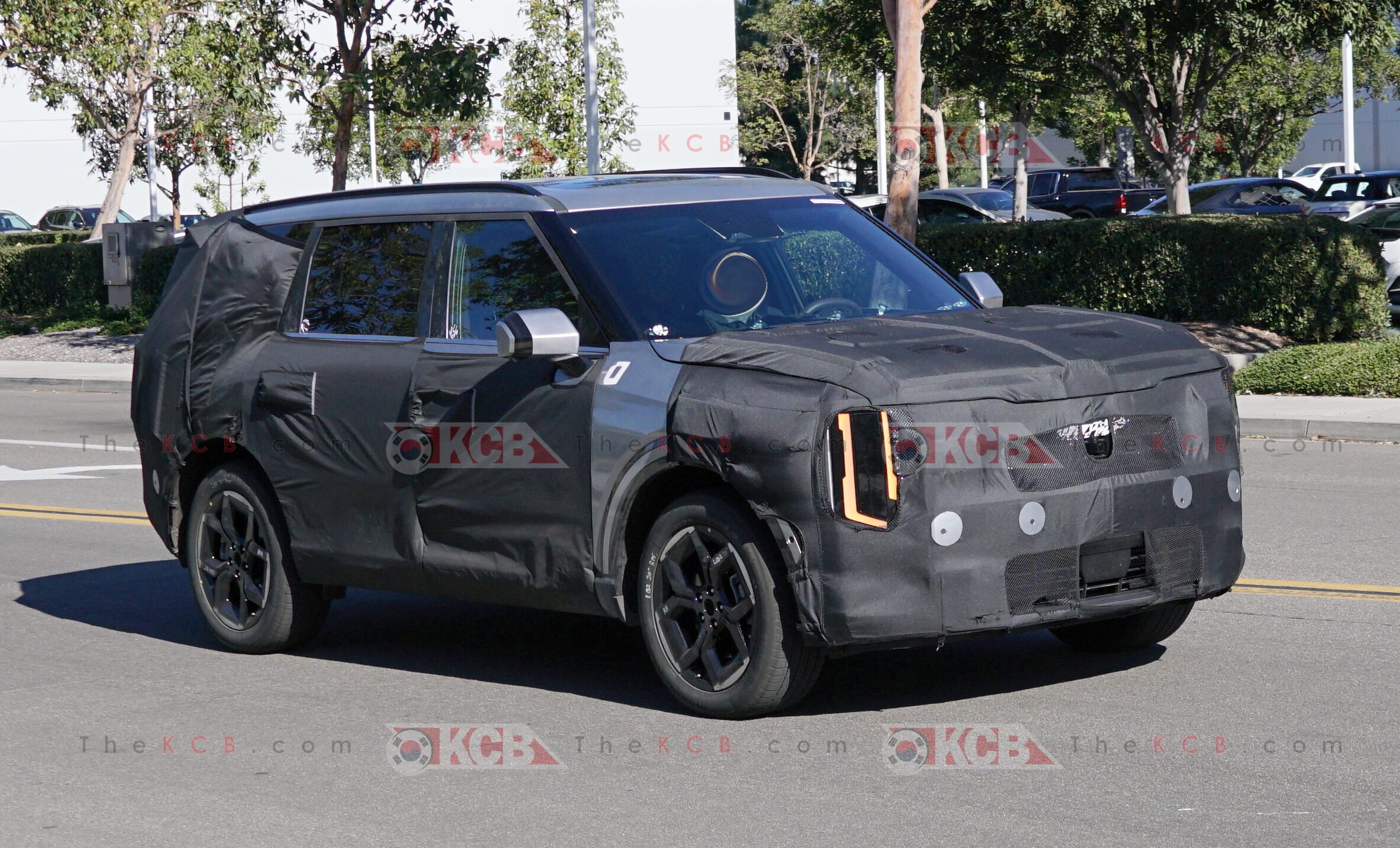 kia telluride spied production lights back and forth 4