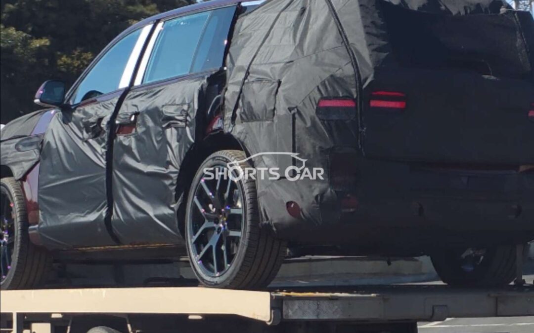 Genesis GV90 LWB Spied with Coach Doors for the First Time