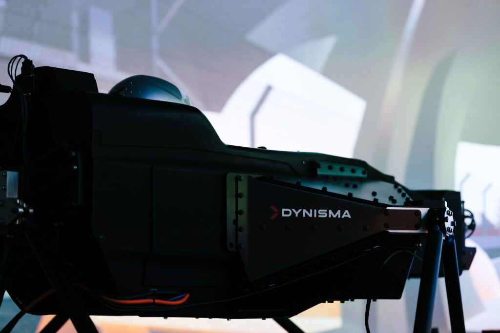 genesis magma racing