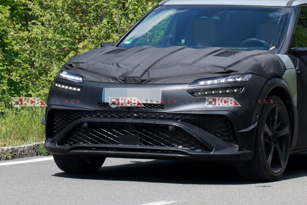 Genesis GV60 Magma 7