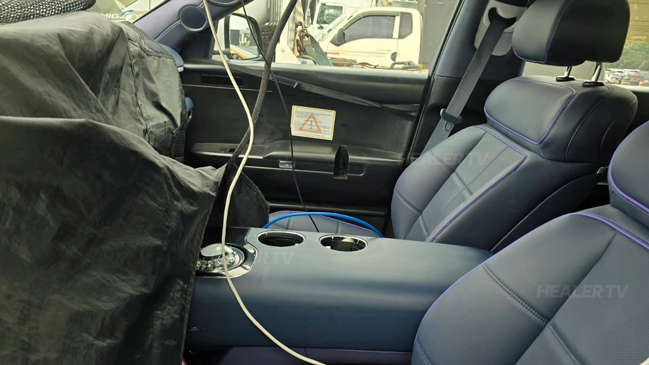 genesis gv90 interior exposed 3