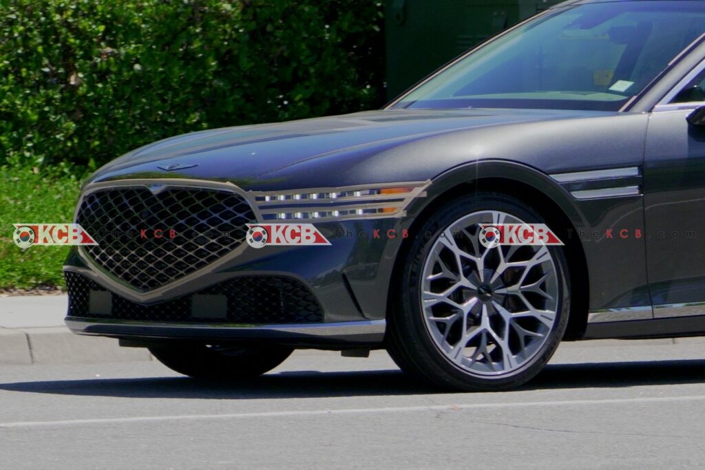 genesis g90 facelift begins testing