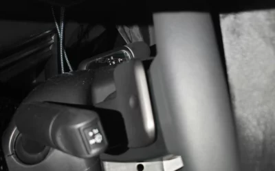 First Look Inside Hyundai Elantra Confirms the Lack of Cluster, PLEOS Connect Center Screen Added