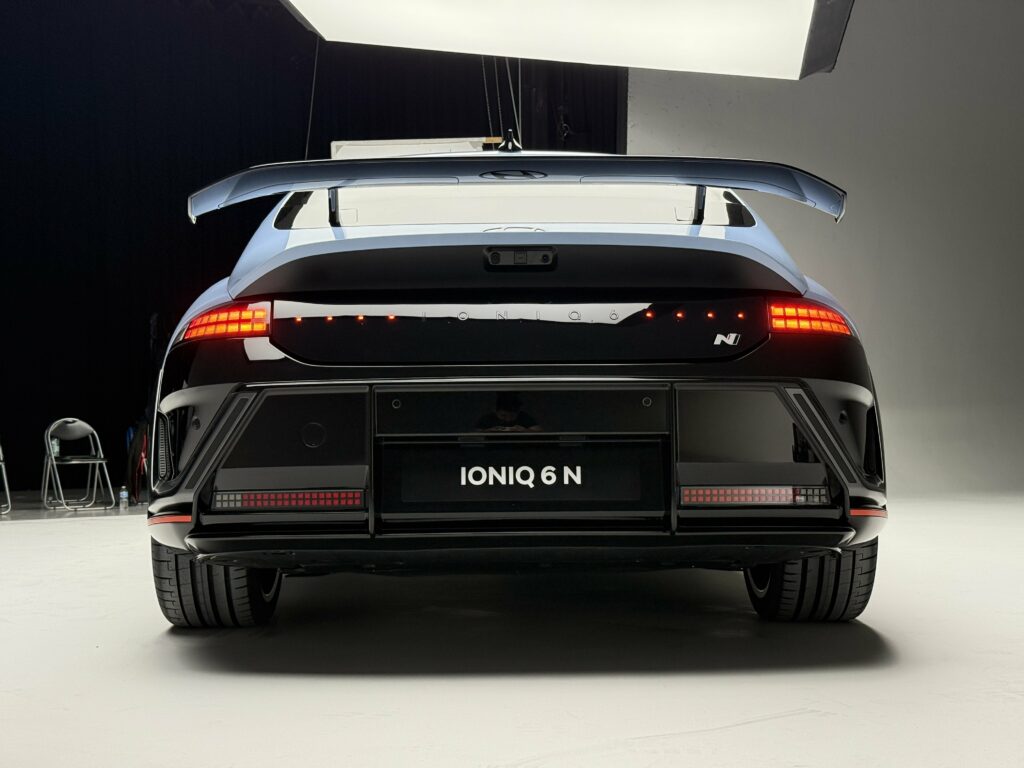 hyundai ioniq 6 n live gallery 18